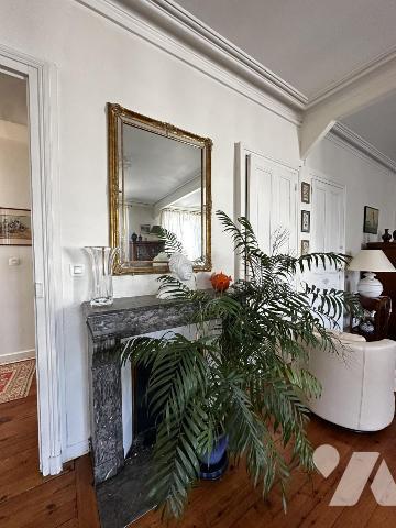 A VENDRE VANNES (56) TRES BEL APPARTEMENT