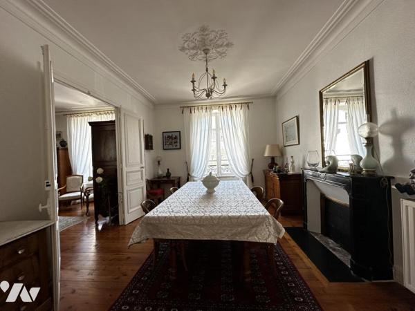 A VENDRE VANNES (56) TRES BEL APPARTEMENT