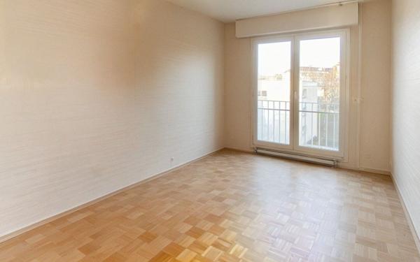 Appartement à vendre    5 pièces • 107,52 m2 Versailles