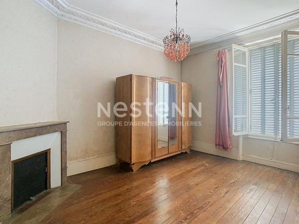 Maison de ville en meulière à rénover 6 pièces à Bessancourt de 102 m²