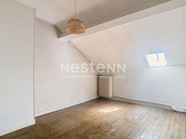 Maison de ville en meulière à rénover 6 pièces à Bessancourt de 102 m²