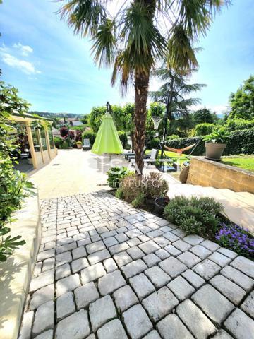 LUXUEUSE VILLA L'HORME