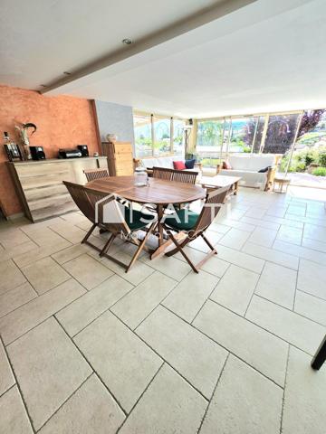 LUXUEUSE VILLA L'HORME