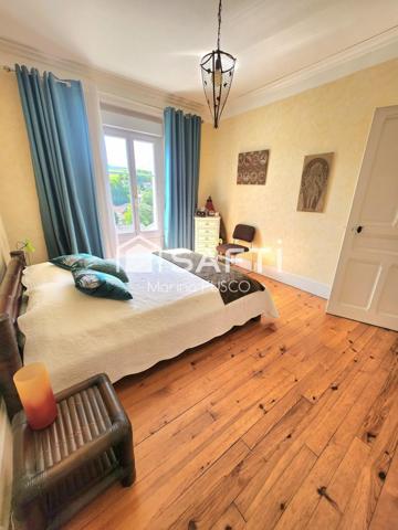 LUXUEUSE VILLA L'HORME