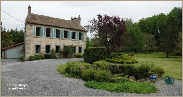 Dpt Creuse (23), à vendre FELLETIN propriete P9 de 342 m² - Dépendances - Terrain de 11 757 m²