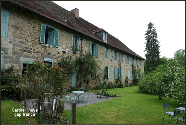 Dpt Creuse (23), à vendre FELLETIN propriete P9 de 342 m² - Dépendances - Terrain de 11 757 m²