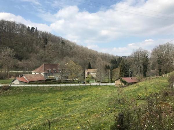 Dpt Creuse (23), à vendre FELLETIN propriete P9 de 342 m² - Dépendances - Terrain de 11 757 m²