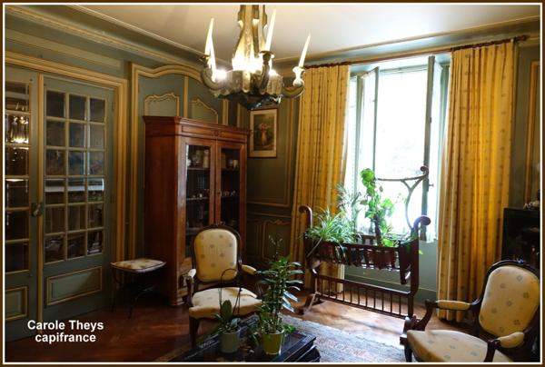 Dpt Creuse (23), à vendre FELLETIN propriete P9 de 342 m² - Dépendances - Terrain de 11 757 m²