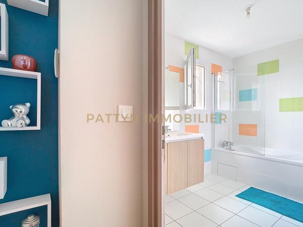 Civrieux (01390) Lumineuse maison 5 chambres avec grande terrasse, jardin, garage et confort énergétique (Classe B)