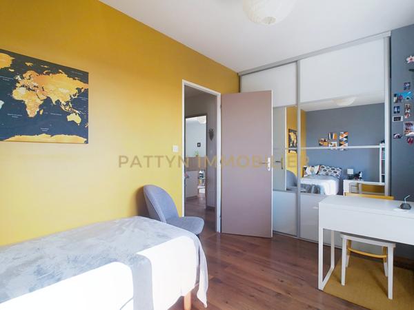 Civrieux (01390) Lumineuse maison 5 chambres avec grande terrasse, jardin, garage et confort énergétique (Classe B)