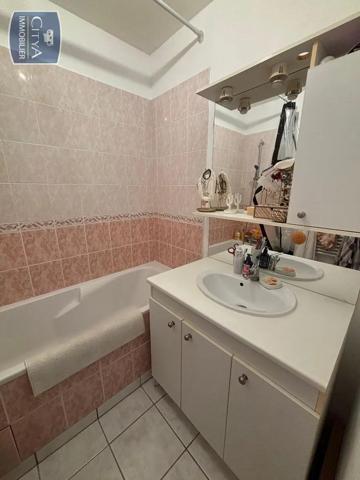 Appartement à louer 1 pièce 27.4m² Dijon (21000)