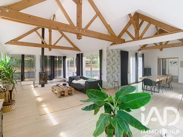 Maison à vendre 7 pièces 173 m² Saint-Fargeau-Ponthierry