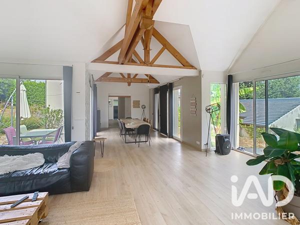Maison à vendre 7 pièces 173 m² Saint-Fargeau-Ponthierry