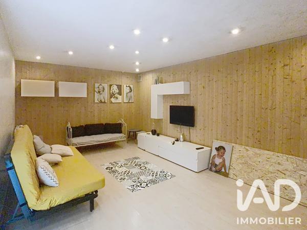 Maison à vendre 7 pièces 173 m² Saint-Fargeau-Ponthierry