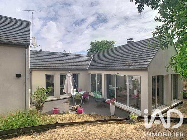 Maison à vendre 7 pièces 173 m² Saint-Fargeau-Ponthierry