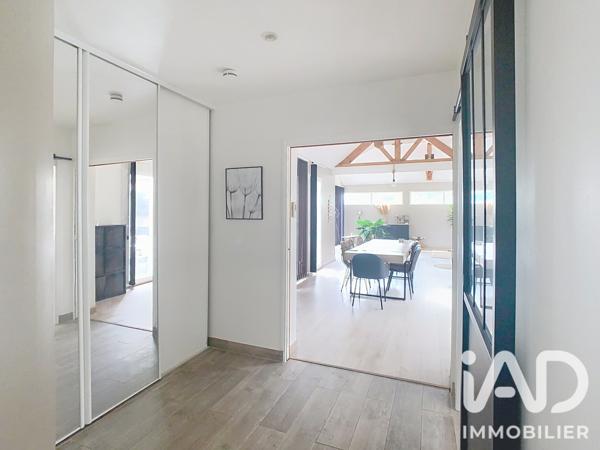 Maison à vendre 7 pièces 173 m² Saint-Fargeau-Ponthierry
