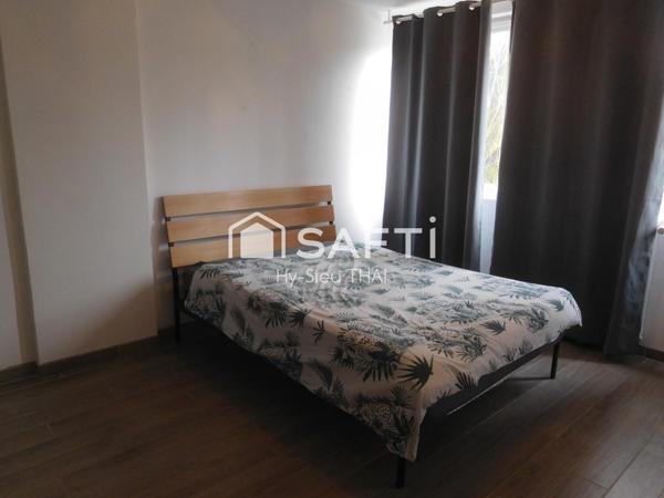 Baisse de Prix, Appartement T5, 2ème étage, Salon / Séjour, 4 chambres, Salle de Bain, Salle d'eau, Toilettes,