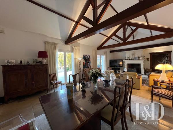 Propriété de caractère entre Reims et Roissy CDG