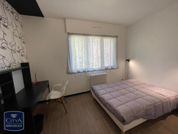 Appartement à louer 6 pièces 13.99m²