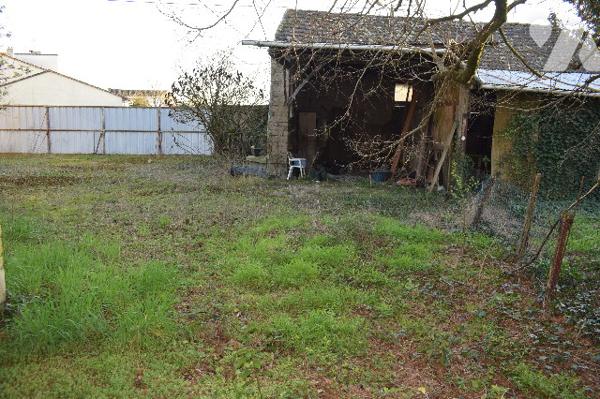 Maison centre ville de VILLEFAGNAN A RENOVER