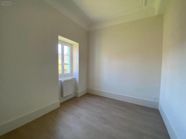 Appartement rénové à louer à Cluny en Saône-et-Loire (71250), ref :