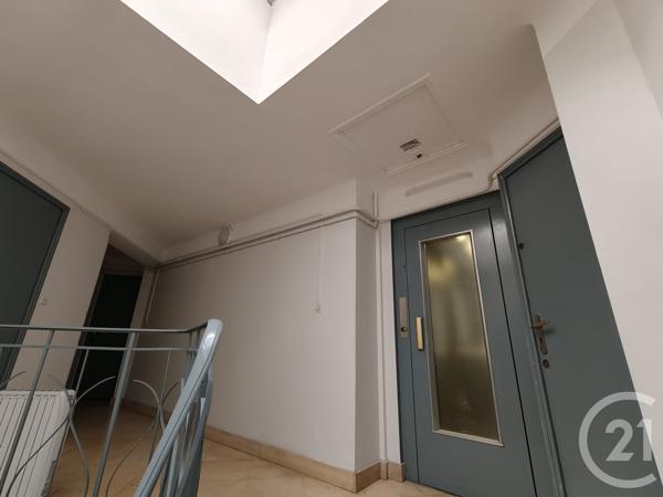 Appartement Studio à vendre  1 pièce - 37,02 m 2   MARSEILLE  - 13007