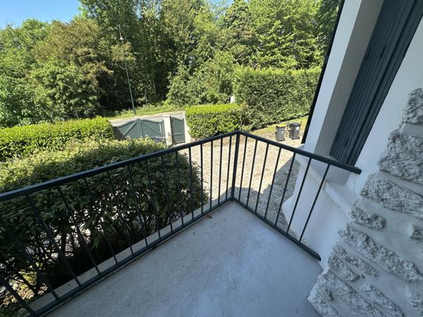 Maison
         9 pièces
        - 192 m² Exclusivité 450 000 € *