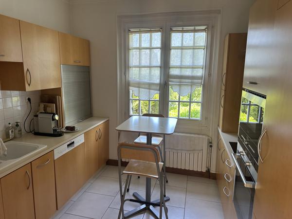 Maison
         9 pièces
        - 192 m² Exclusivité 450 000 € *