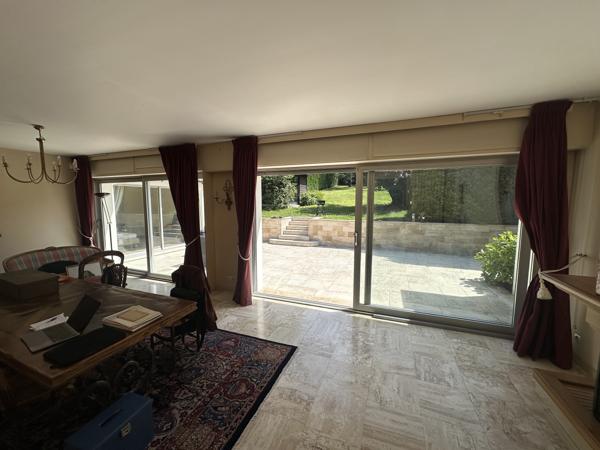 Maison
         9 pièces
        - 192 m² Exclusivité 450 000 € *