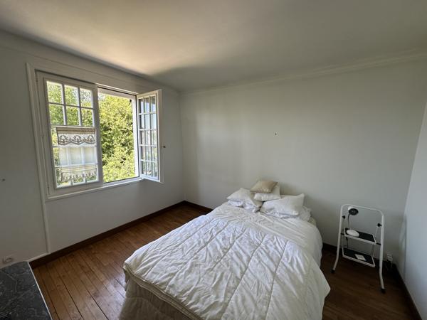 Maison
         9 pièces
        - 192 m² Exclusivité 450 000 € *