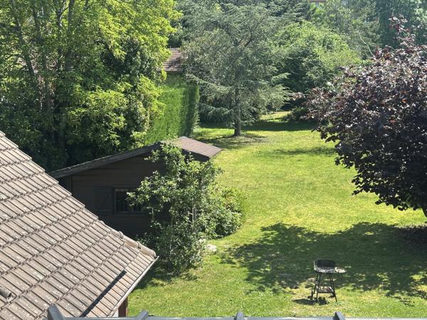 Maison
         9 pièces
        - 192 m² Exclusivité 450 000 € *