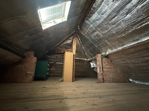 Maison
         9 pièces
        - 192 m² Exclusivité 450 000 € *