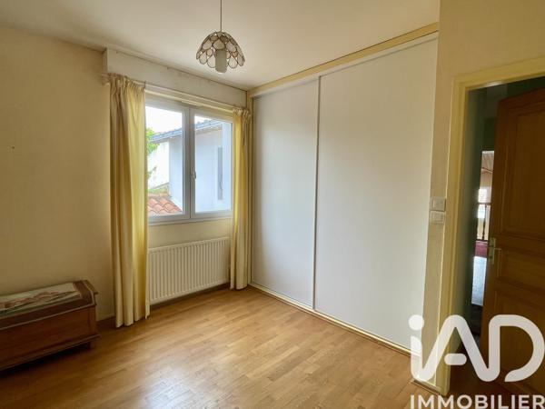 Maison à vendre 7 pièces 227 m² Saint-Gilles-Croix-de-Vie