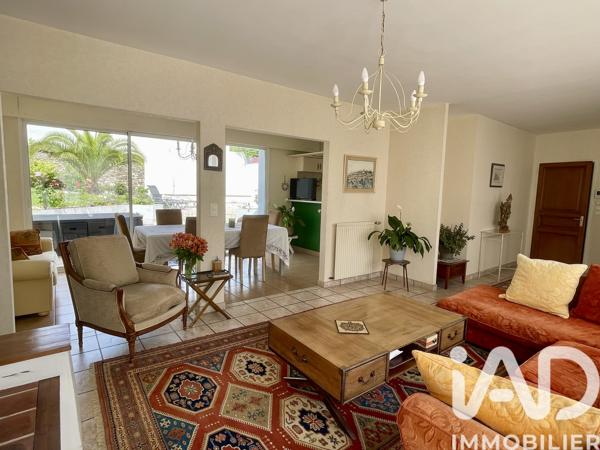 Maison à vendre 7 pièces 227 m² Saint-Gilles-Croix-de-Vie