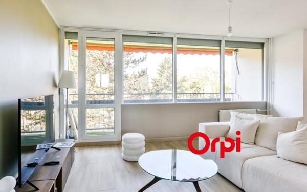 Appartement à vendre    4 pièces • 74,52 m2 Oullins