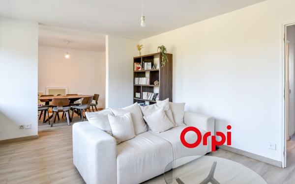 Appartement à vendre    4 pièces • 74,52 m2 Oullins