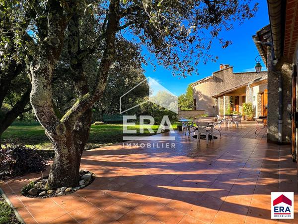 Propriété unique à vendre à Mazan !