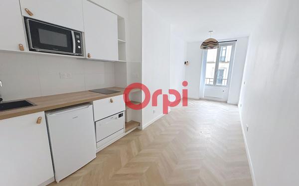 Appartement à vendre    2 pièces •  Paris 11