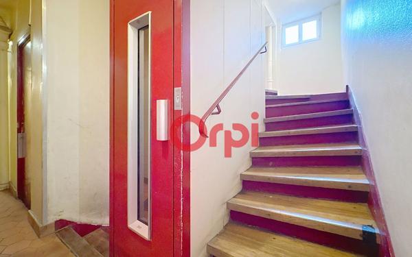 Appartement à vendre    2 pièces •  Paris 11