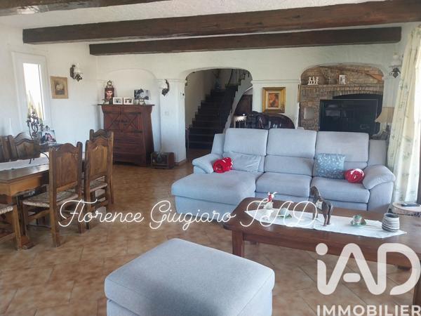 Maison à vendre 7 pièces 180 m² Sanary-sur-Mer