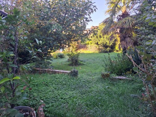 Maison très lumineuse avec jardin "Tout à pied "