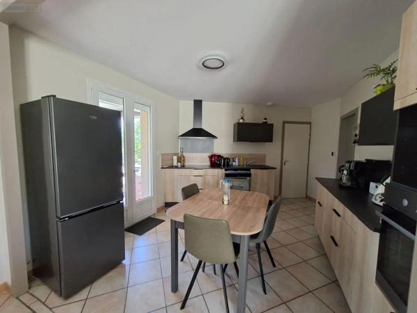 Achat - Maison Bressuire 79300 6 pièces 134 m 2 3513 m 2