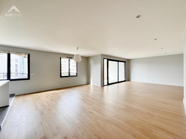 Saint-Genis-Pouilly (01630) Appartement 4 Pièces 133 m2