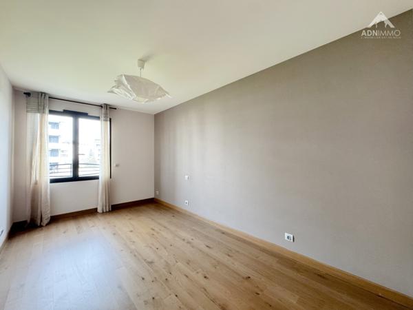 Saint-Genis-Pouilly (01630) Appartement 4 Pièces 133 m2