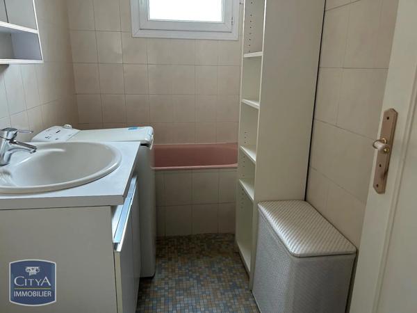 Appartement à louer 2 pièces 45.3m² Saint-Étienne (42000)