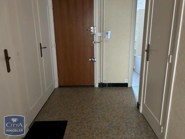 Appartement à louer 2 pièces 45.3m² Saint-Étienne (42000)