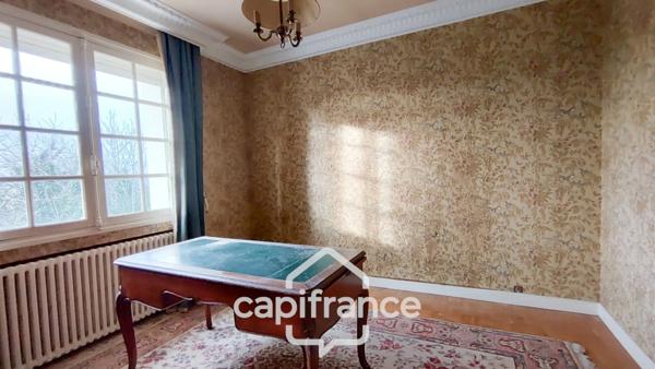 Dpt Lot et Garonne (47), à vendre VILLENEUVE SUR LOT maison P6 de 189 m² - Terrain de 1 546,00 m²