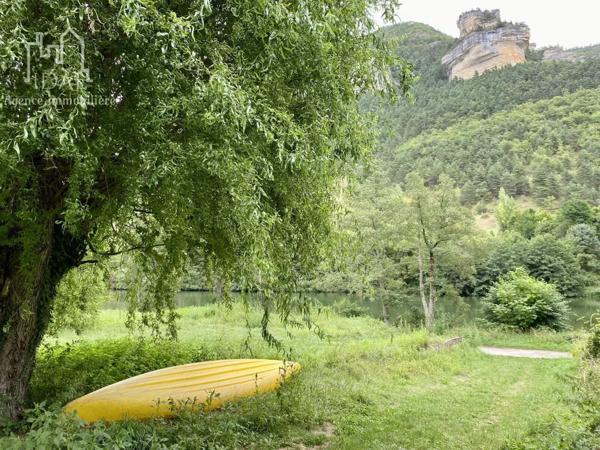 Vente Immeuble 16 pièces 380 m2 à Les Vignes