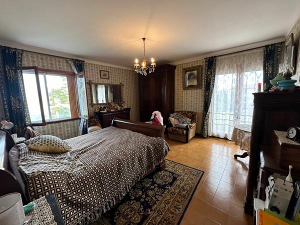 Maison à vendre    6 pièces •  Espira-de-l'Agly