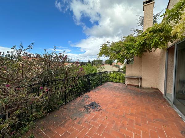 Maison à vendre    6 pièces •  Espira-de-l'Agly